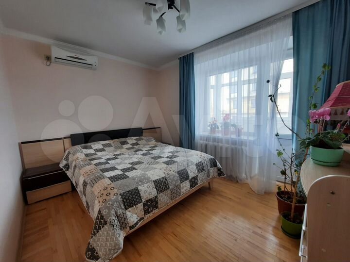 3-к. квартира, 67 м², 8/12 эт.