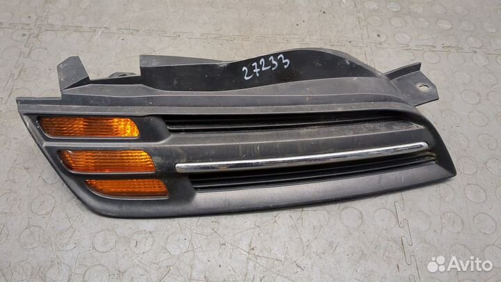 Решетка радиатора Nissan Micra K12E, 2003