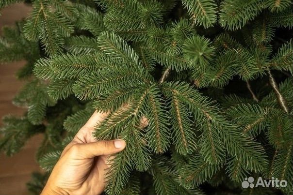 Ель искуственная пышная 2,10