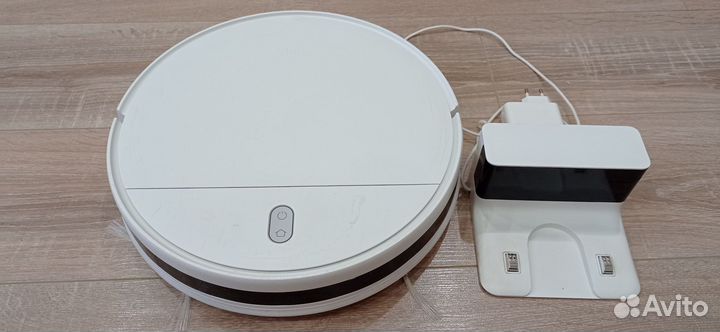 Робот-пылесос Xiaomi Mi Robot Vacuum Mop Essential