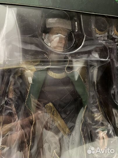 Hot Toys Marvel Avengers Loki 2013