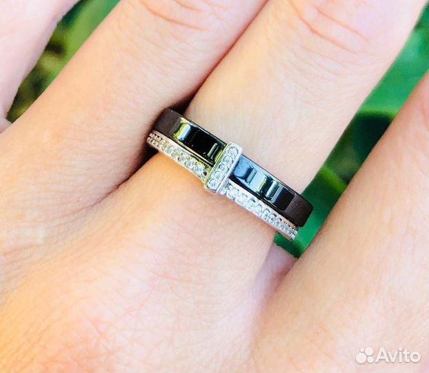 Серебряное кольцо с керамикой 17,0 размера