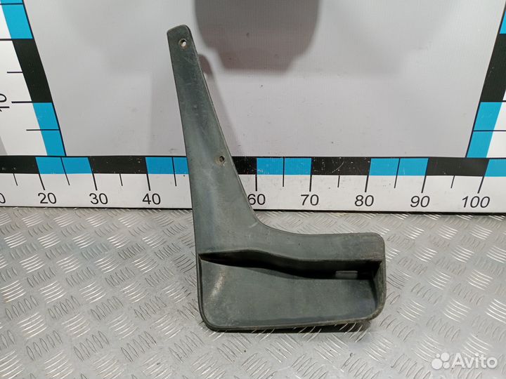 Часть Б/У Брызговики задние комплект001