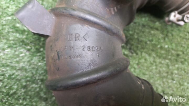 Гофра воздушного фильтра toyota ACA20W,ACA21W RAV4 1AZ-FSE