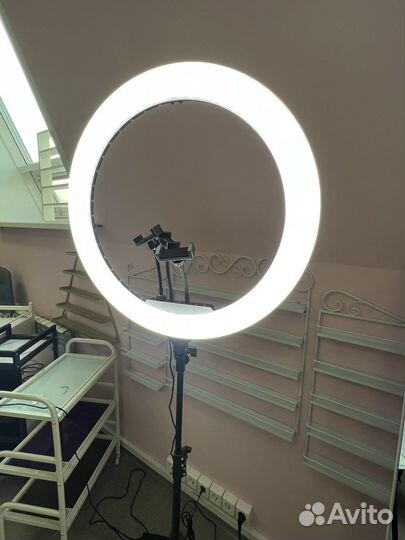 Кольцевая лампа на штативе YQ-580 58 см / 22’’