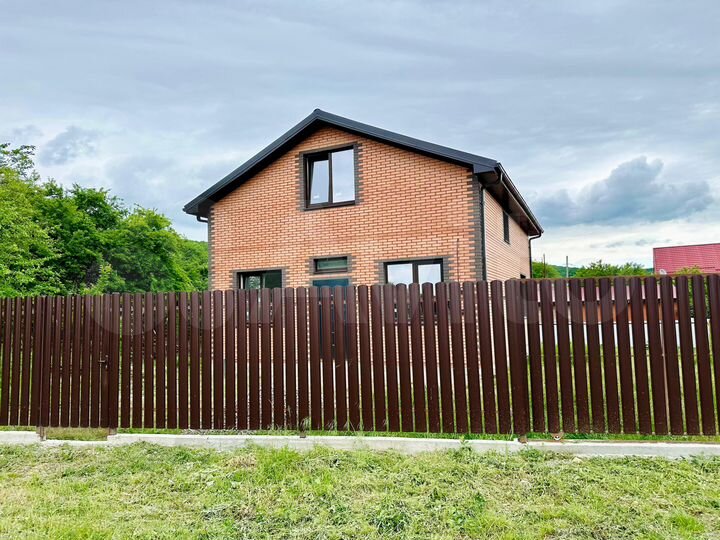 Дом 154 м² на участке 5 сот.