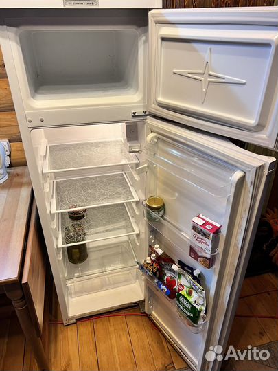 Холодильник 