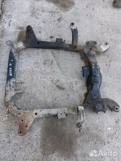 Балка подмоторная Opel Astra G