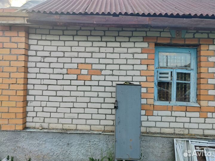 Кирпич бу