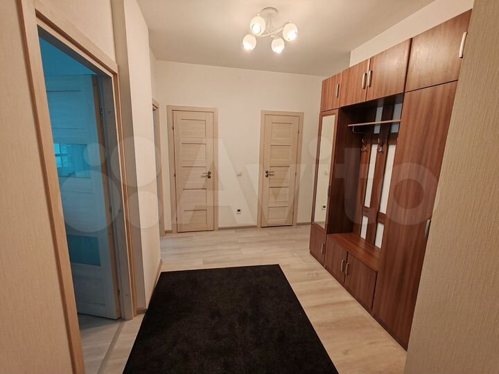 2-к. квартира, 61 м², 1/5 эт.