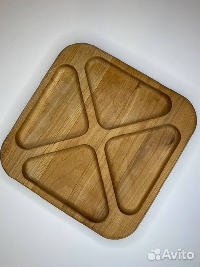 Менажница деревянная 4 секции