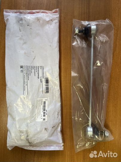 Тяга стабилизатора пер. Mitsubishi 30401 febi