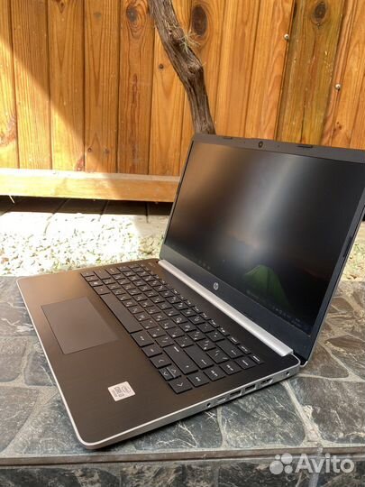 HP i3-1005g1 6gb/256ssd