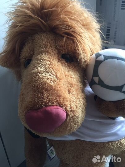 Лев Голео и мяч Пилле талисман чм мира по футболу