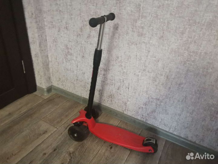 Самокат детский трехколесный