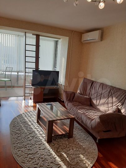 Квартира-студия, 40 м², 2/10 эт.