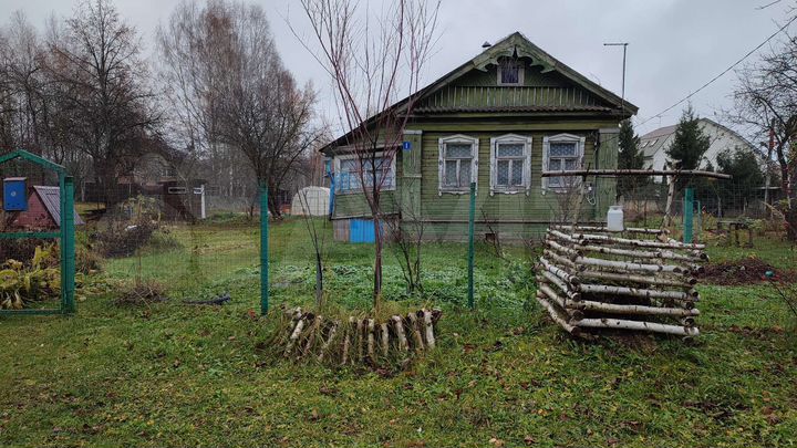 Дом 35 м² на участке 21 сот.