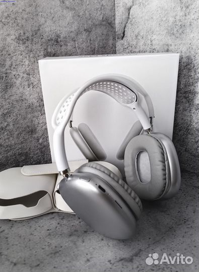 Беспроводные наушники Apple AirPods Max белые