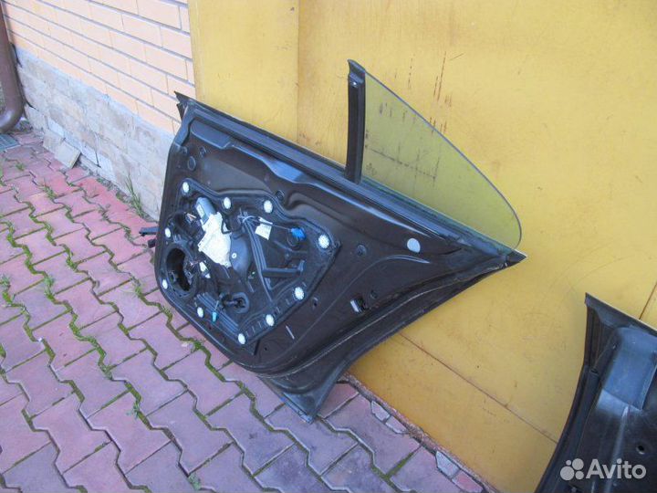 Дверь задняя правая Volkswagen Passat CC 2008