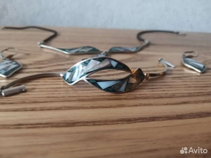 Комплект серьги/колье/браслет с перламутром