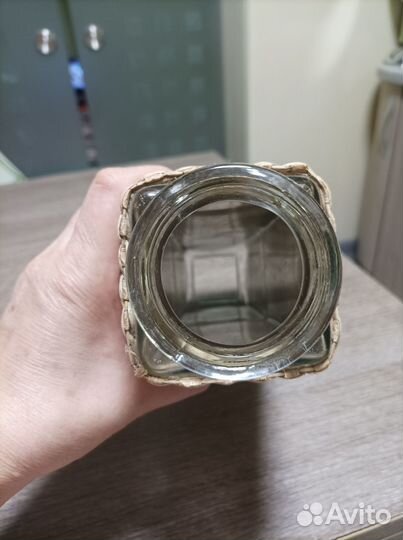 Стеклянная бутылка плетёная