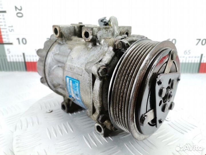 Компрессор кондиционера для Volvo V50 1 36000989