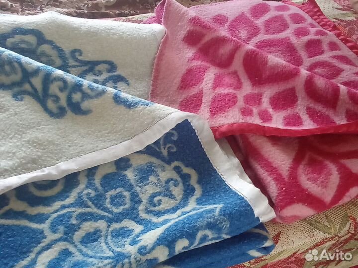 Одеяло шерстяное СССР бу 2шт