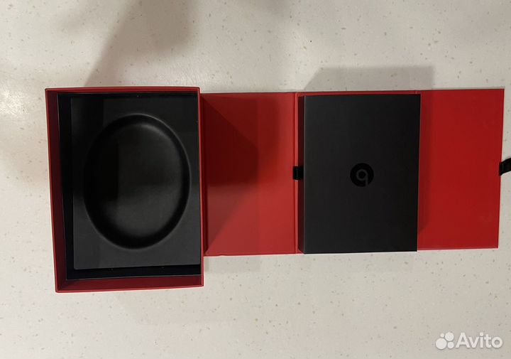 Оригинальная коробка от наушников beats бу