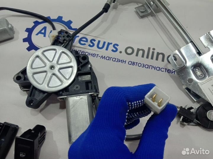 Стеклоподъёмник в сборе 2109 Задние пара