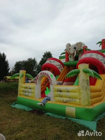 Детский надувной батут с горкой