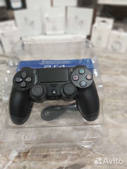 Джойстик Dualshock для PS4 Ver.2 чёрного цвета