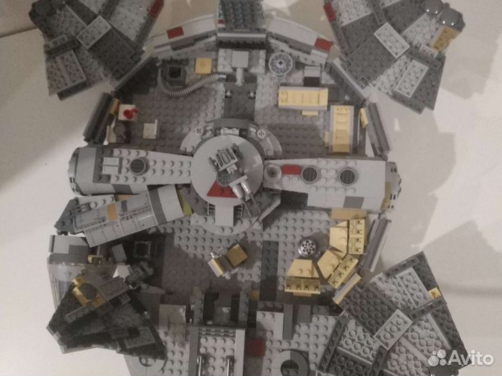Lego Star Wars 75257 Сокол Тысячелетия