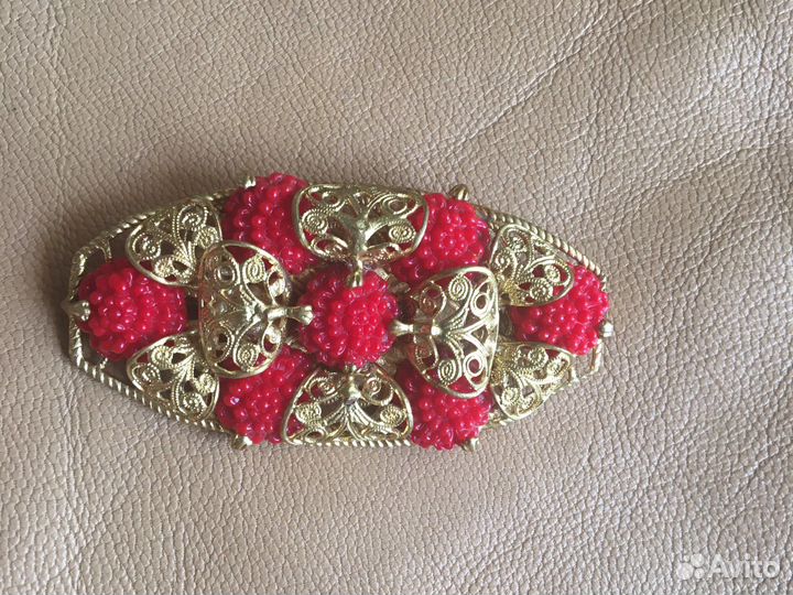 Брошь хризантема Чехия винтаж пресованое стекло