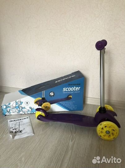 Самокат детский трехколесный новый