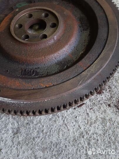 Маховик Nissan Terrano 2 Ниссан Террано 2 R20 KA24