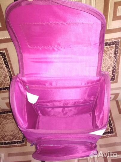 Школьный рюкзак портфель