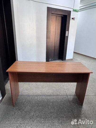 Стол офисный