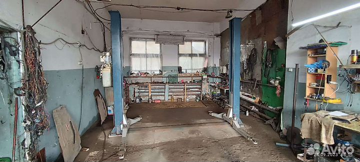 Подъемник автомобильный гидравлический на 4т