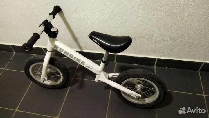 Беговел детский Runbike Pro