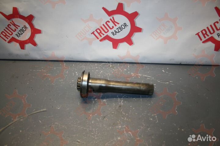 Вал коробки отбора мощности Volvo