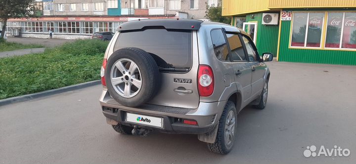 Chevrolet Niva, 2013