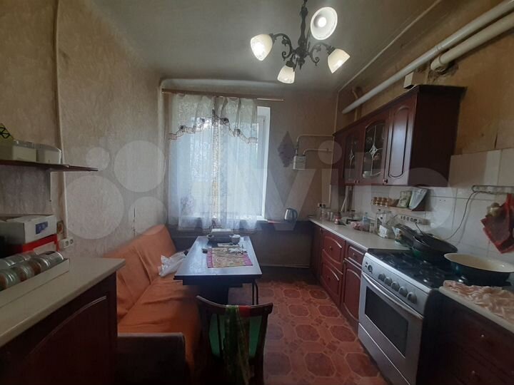 2-к. квартира, 52 м², 2/4 эт.