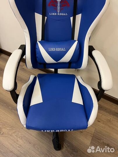 Кресло геймерское компьютерное игровое