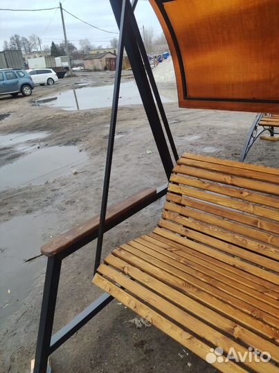 Садовая качеля с навесом от производителя