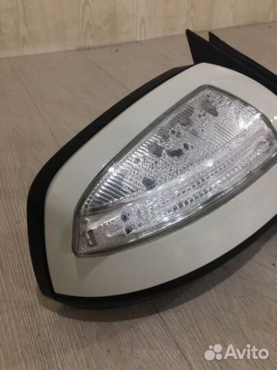 Зеркало заднего вида боковое правое Mercedes Benz