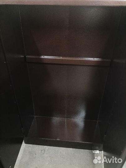 Шкаф металлический сейф