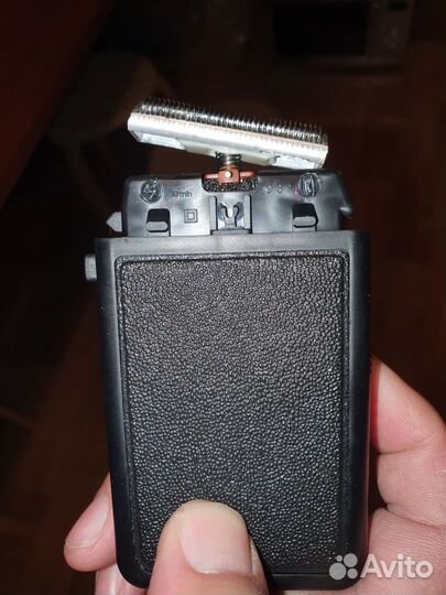 Электробритва Эра-100