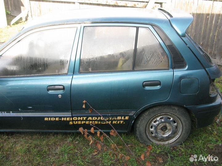 Toyota starlet EP-82