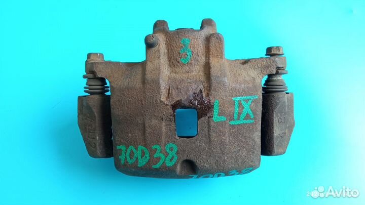 Суппорт передний правый для Mitsubishi Lancer 9