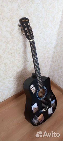Акустическая гитара